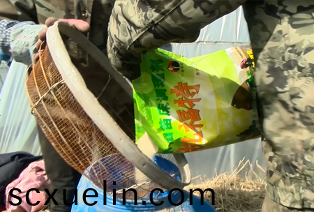 3-水溶壯秧劑(ji)-施(shi)肥器用灋